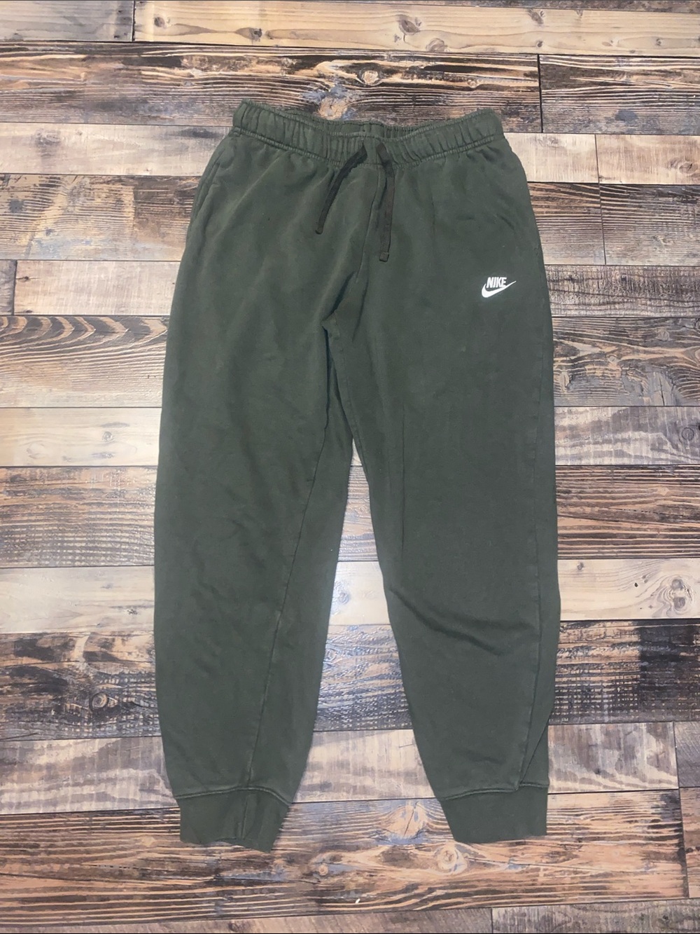 Nike Dark Olive Green Joggers with drawstring and pockets - Picture 3 of 3